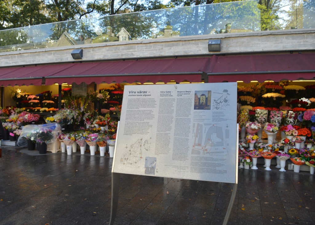 Mercado de Flores / Flower Market near Viru Gate, Tallinn