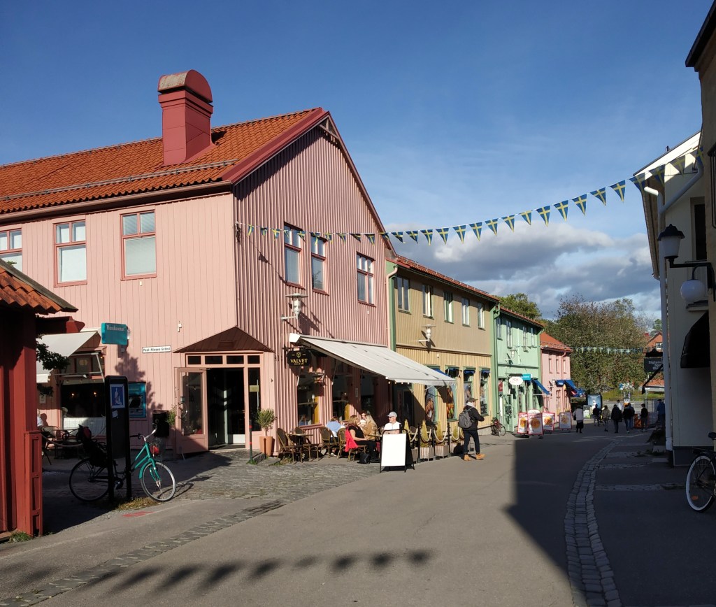 Pretty wooded buildings in Stora Gatan in Sigtuna